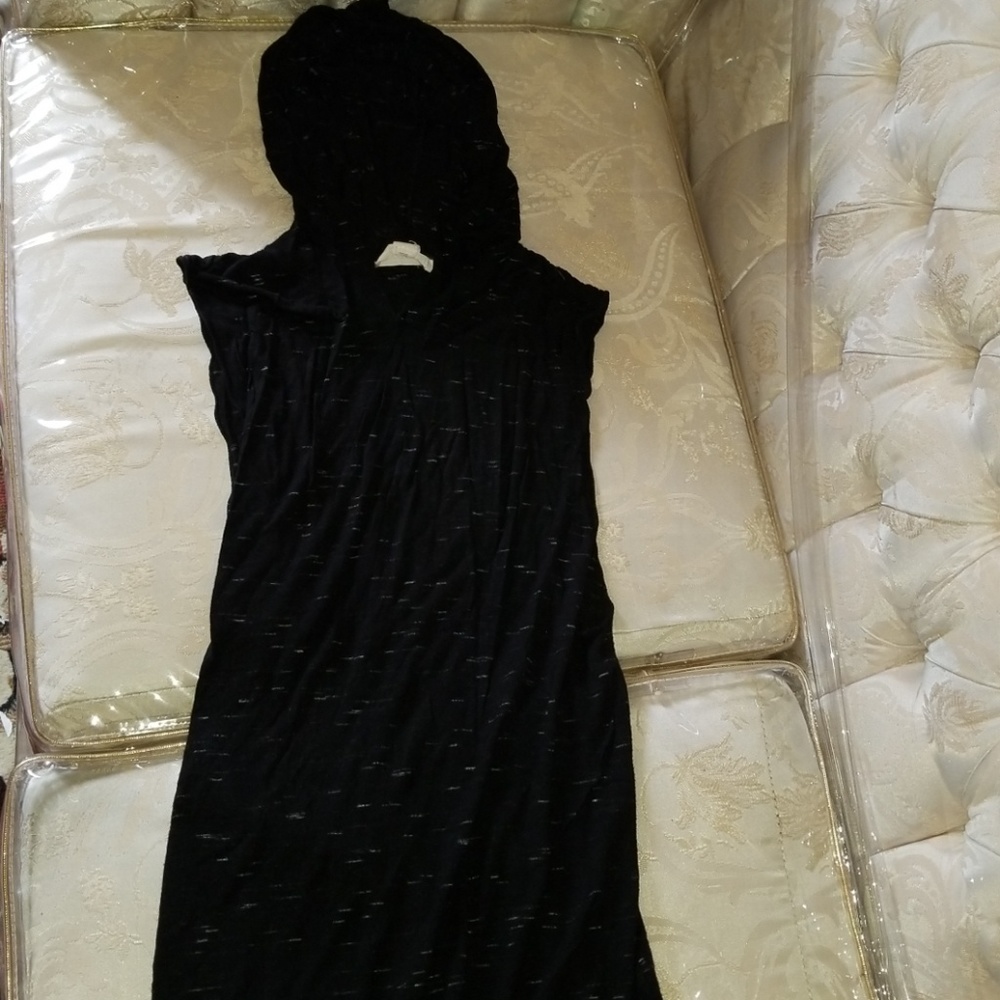 Hooded maxi with split!